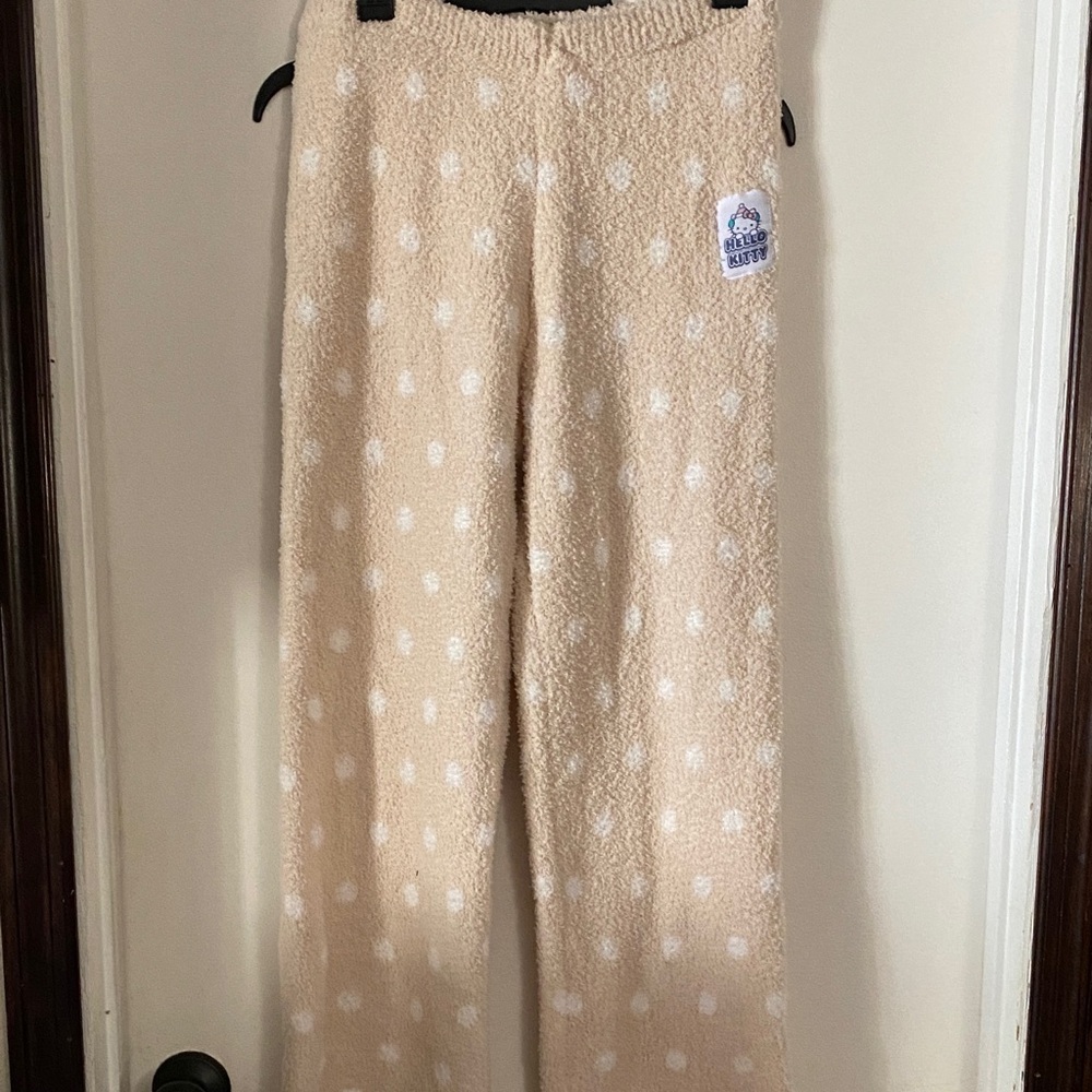 NEW Hello Kitty Kids Cozy Beige Polka Dot Fleece Pants